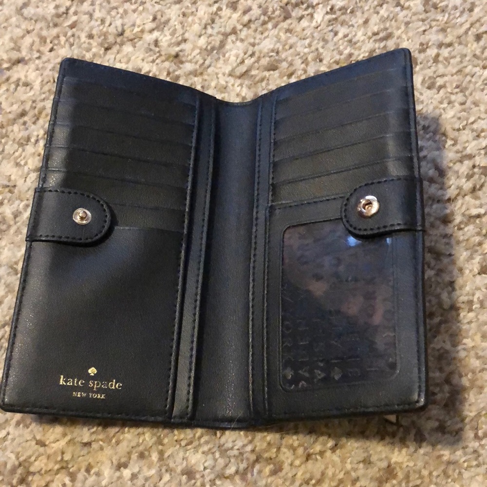 Kate Spade Wallet - Picture 4 of 5